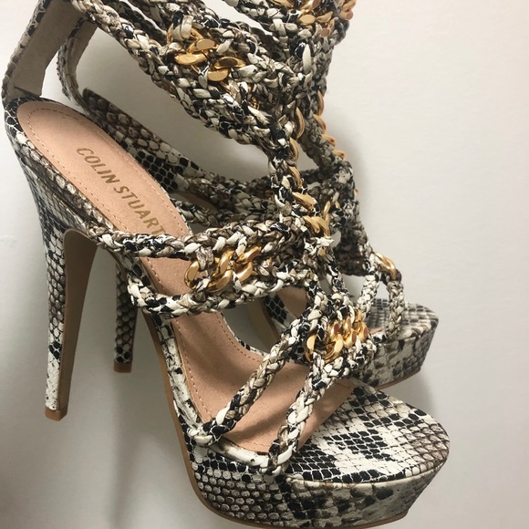 Beautiful  chain detailed Colin Stuart  Heels 👠 - Picture 2 of 7